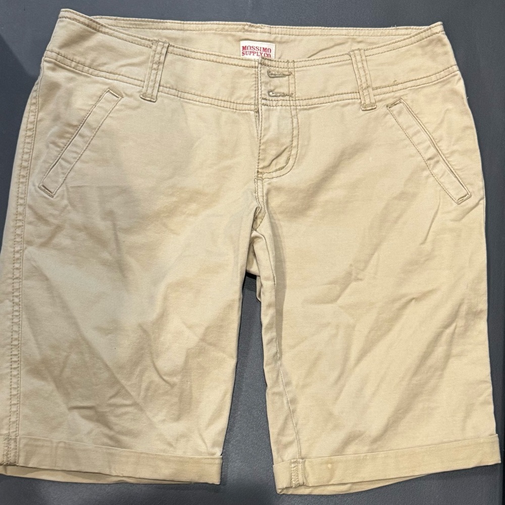 Mossimo Supply Co. Tan Shorts Classic Flat-Front Design